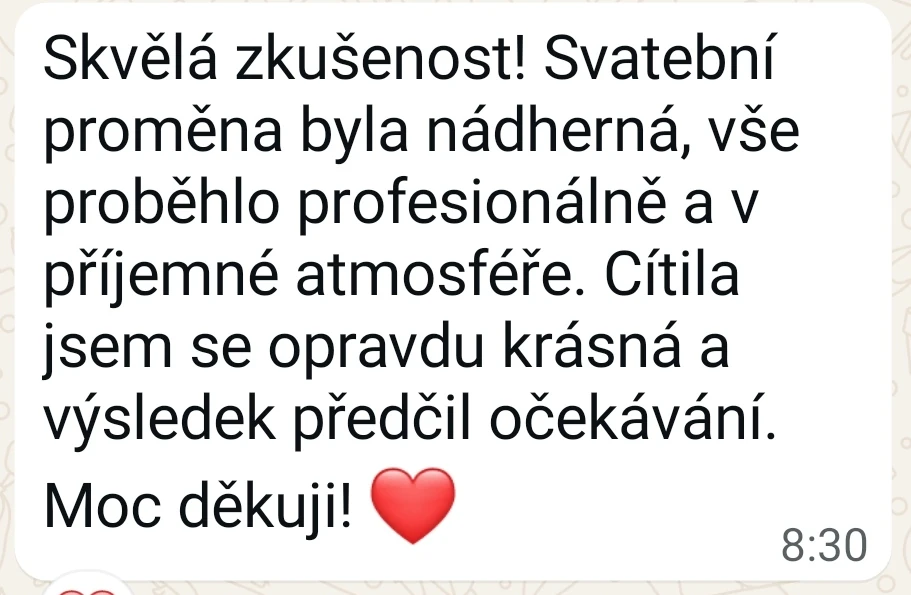 WhatsApp zpráva zákaznice Natálie Vrňákové po svatební proměně v salonu Stefani